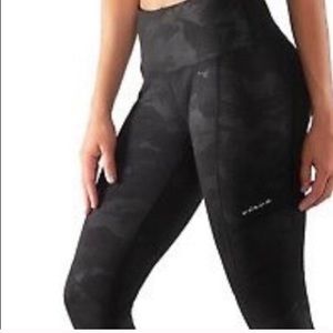 Virus Stay Warm Compression Pant - Camo